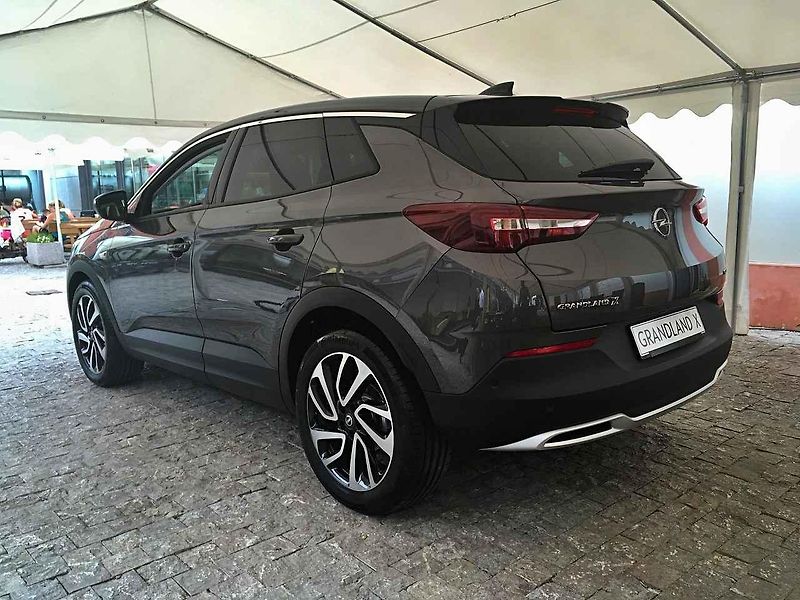 Opel Grandland X.