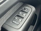 Volvo XC60 2,0 184 kW 8AT FWD CORE  B5 - náhled 20