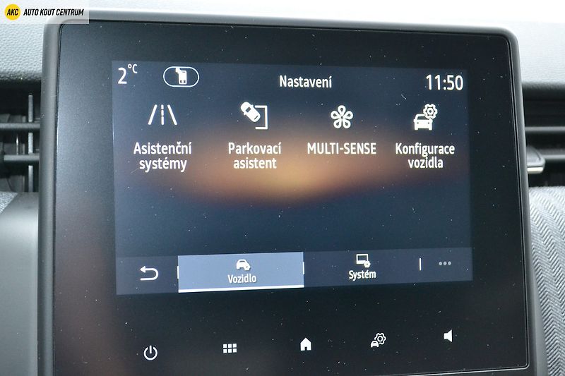 Renault Clio FULL HYBRID TECHNO E-TECH 145 - fotka 32 z 51