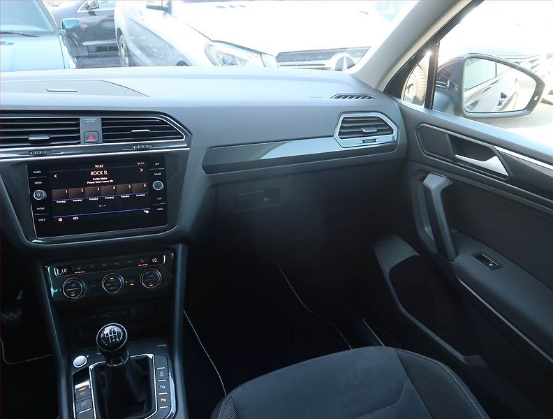 Volkswagen Tiguan (2019) 1.5 TSI - fotka 8 z 23
