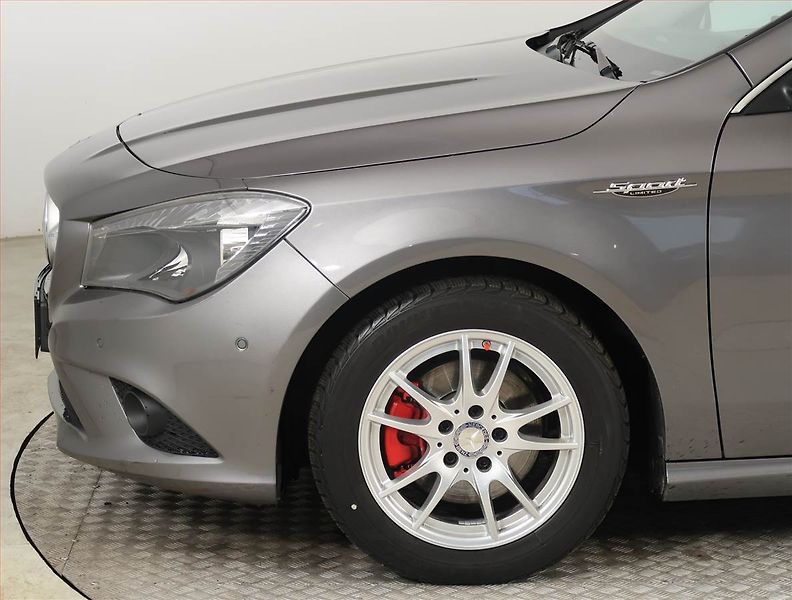 Mercedes-Benz CLA (2015) 180, Automat, Serv.kniha, Kůže - fotka 15 z 22