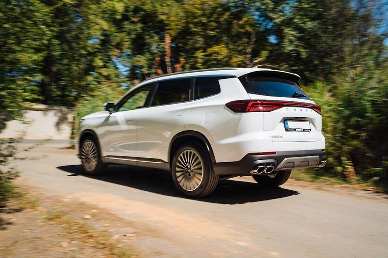 Chery Tiggo 8 (2026) 1.6 TGDI, UNIQUE, Ad. tempomat - fotka 30 z 30