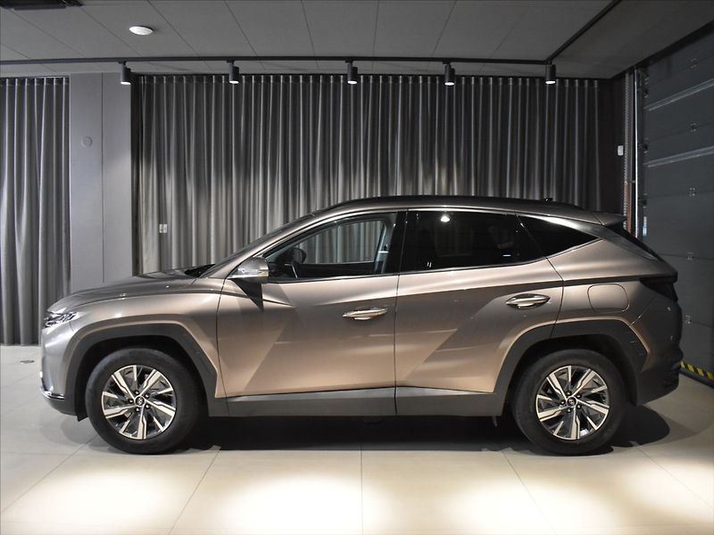 Hyundai Tucson 1,6 1.6 T-GDI tažné - fotka 2 z 17