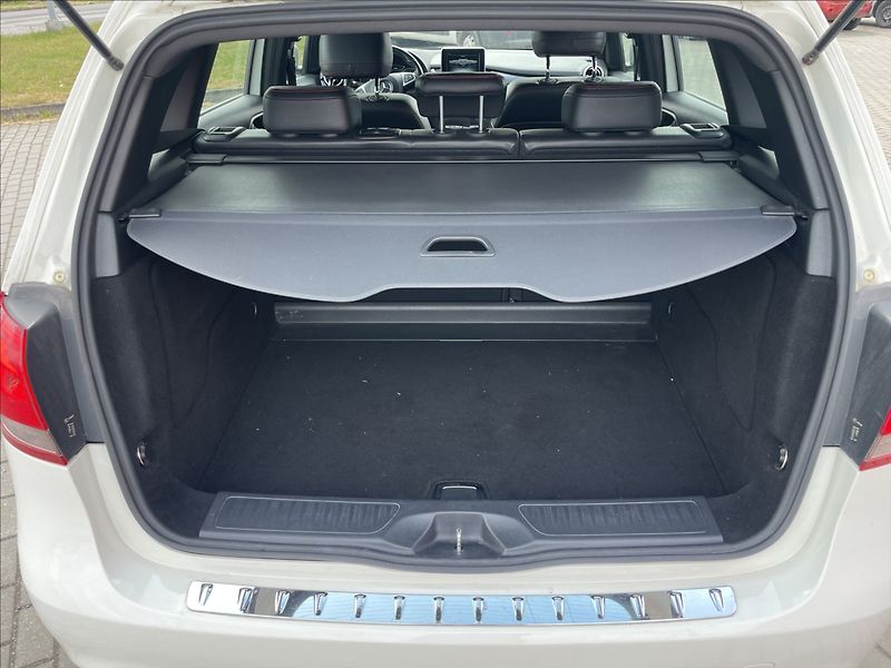 Mercedes-Benz Třídy B 2,2 CDi B200 Premium Automat L - fotka 9 z 35