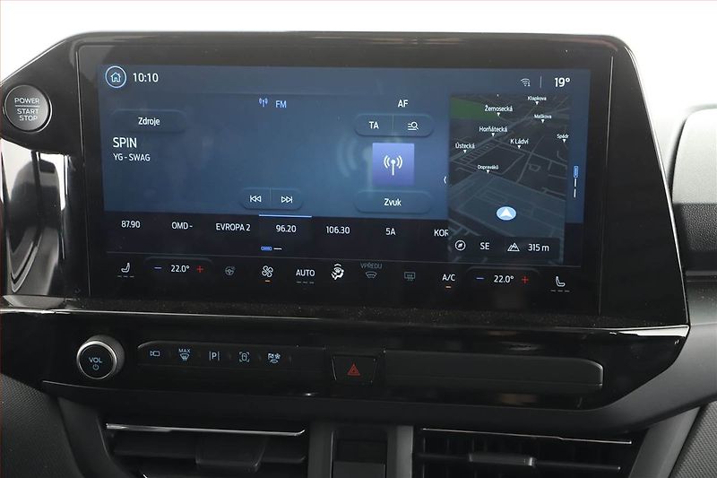 Ford Tourneo Custom (2025) 2.0 EcoBlue - fotka 9 z 21