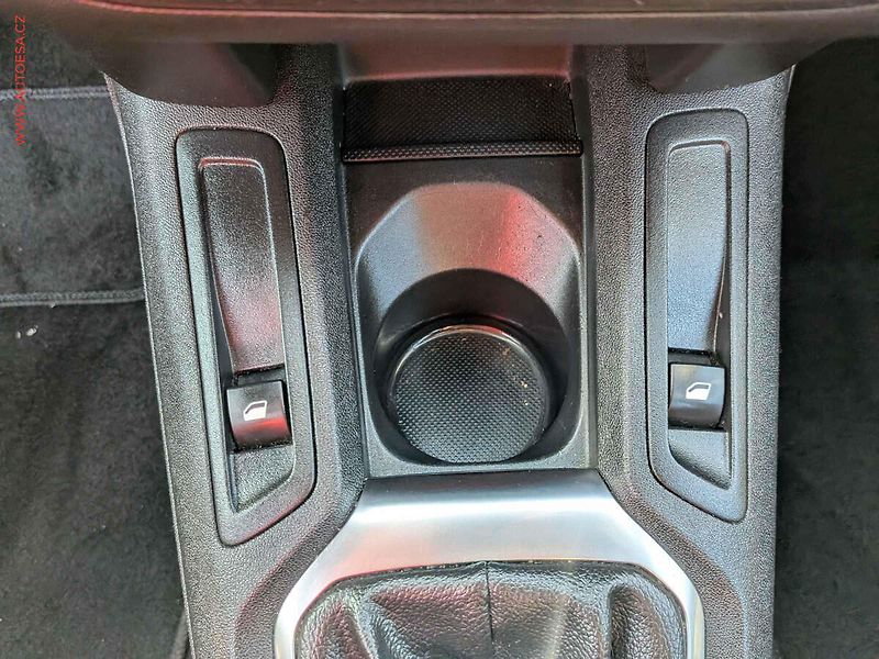 Citroën C-Elysée (2019) 1.2PT, 2.maj,ČR, AC - fotka 12 z 14