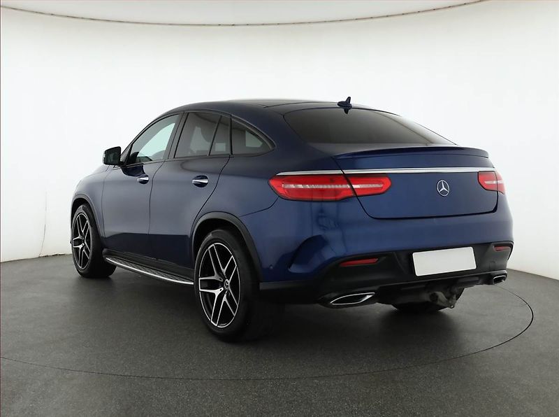 Mercedes-Benz GLE (2018) 350 d 4MATIC - fotka 4 z 20