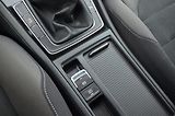 Volkswagen Golf (2017) 2.0 TDi 110kW HIGHLINE / LED - náhled 27