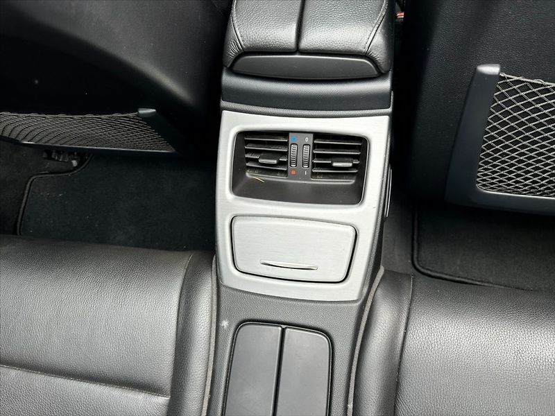 BMW Řada 3 325d kabrio, automat - fotka 17 z 46
