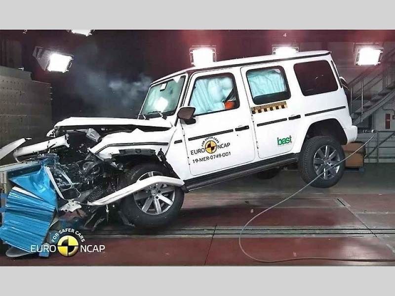 Testované CR-V byl hybridní model. Právě nové pohony nutí zástupce Euro NCAP přistupovat ke keždému vozu s maximálně individuálním přístupem.