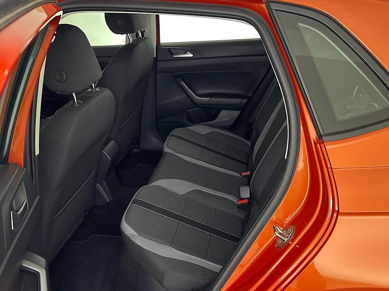 Volkswagen Polo Highline - fotka 8 z 27