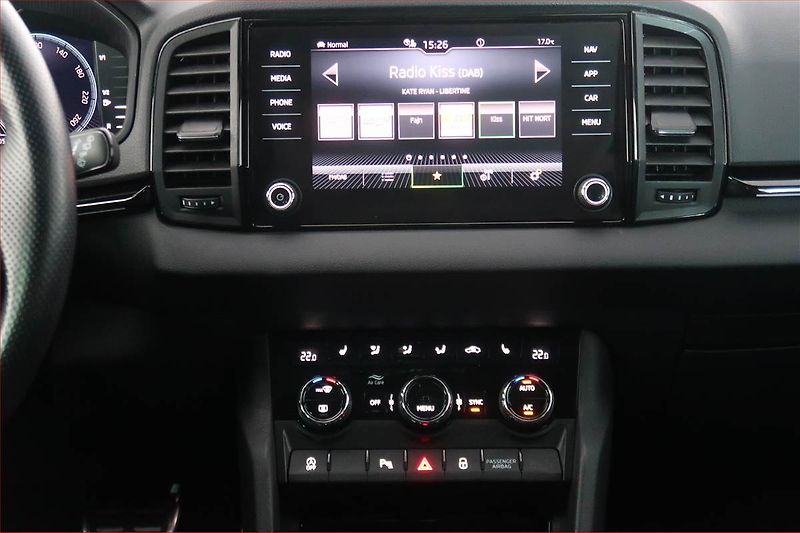 Škoda Karoq (2021) Sportline 1.5 TSI - fotka 12 z 23