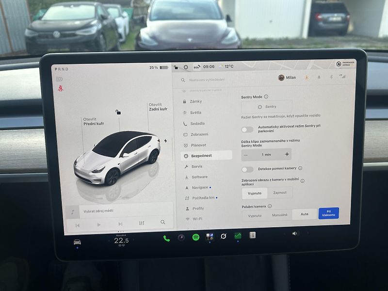 Tesla Model Y ZAMLUVENO ! TZ 94,1% - fotka 29 z 49