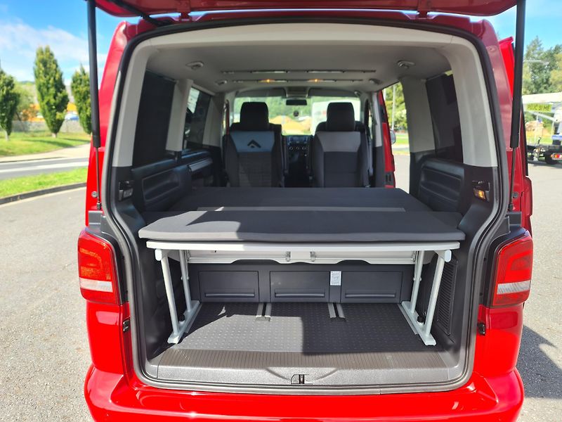 Volkswagen Multivan (2011) 2.0 TDi 103-KW WEBAST OLOMOUC - fotka 77 z 109