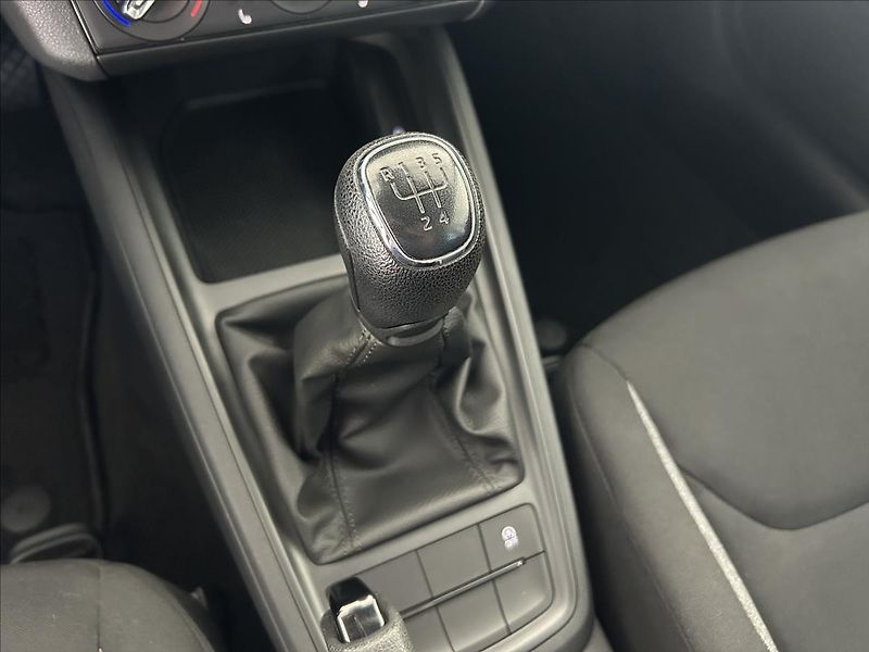 Škoda Scala 1,0   TSI,1.MAJITEL,SERVISKA - fotka 19 z 25
