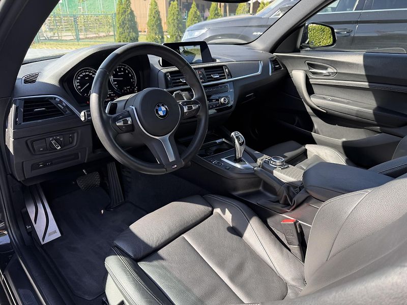 BMW Řada 2 (2020) M240i 250 kW xDrive  - fotka 14 z 22