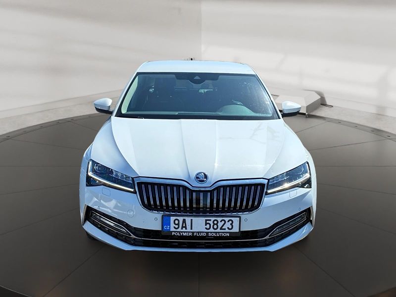 Škoda Superb (2022) L&K 2.0TDI 110kW DSG CZ DPH - fotka 2 z 11
