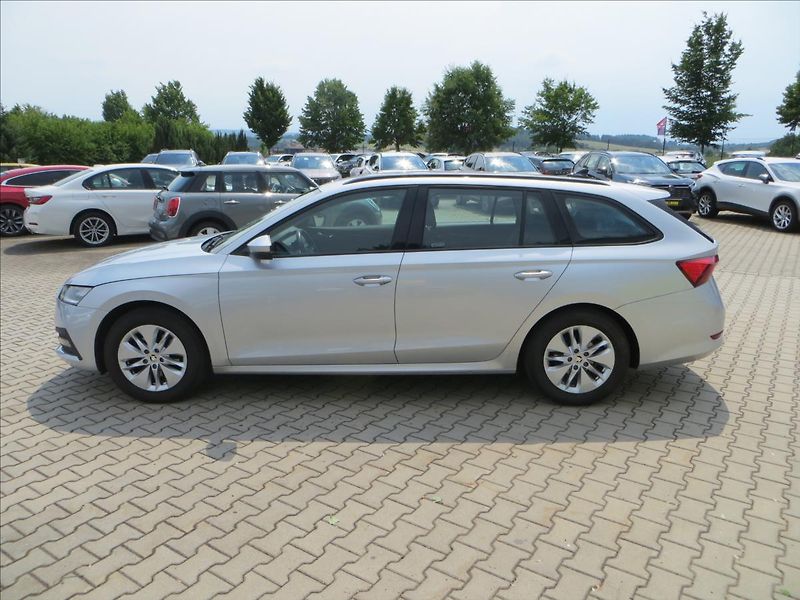 Škoda Octavia 2,0 TDI Ambition ČR - fotka 4 z 25