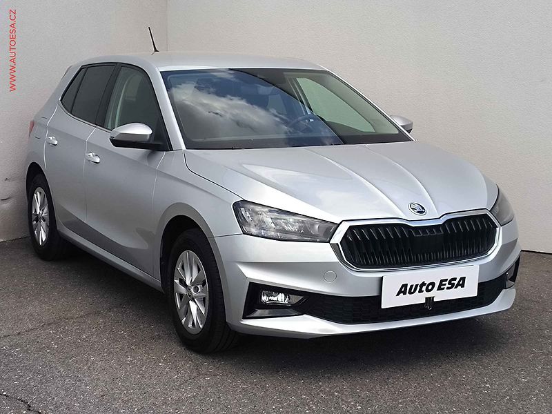Škoda Fabia (2024) 1.0 TSi, ČR, DSG, LED, park - fotografie inzerátu