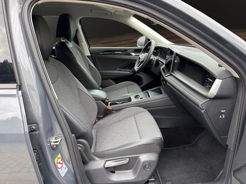 Volkswagen Tayron (2025) 110KW 7 MÍST TAŽNÉ  IQ.LIGHT  - fotka 18 z 27