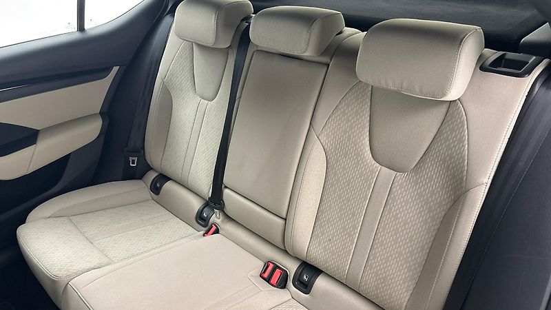 Škoda Octavia 2.0 TDI Style - fotka 16 z 25