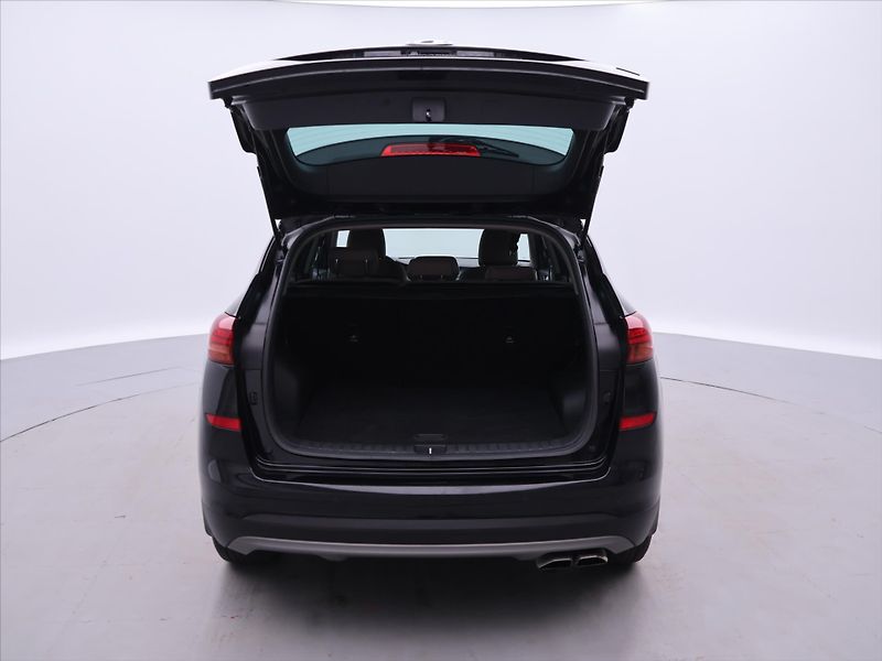 Hyundai Tucson 1,6 CRDI 100 kW 4x4 LED CZ - fotka 9 z 36
