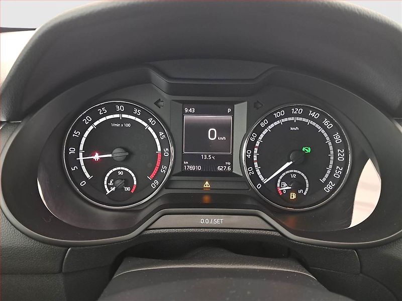 Škoda Octavia (2015) RS 2.0 TDI, Automat, Kůže - fotka 11 z 18