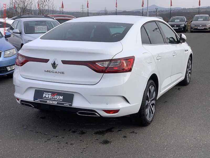 Renault Mégane (2024) 1.3TCe, 1.maj,ČR, LED - fotka 6 z 19