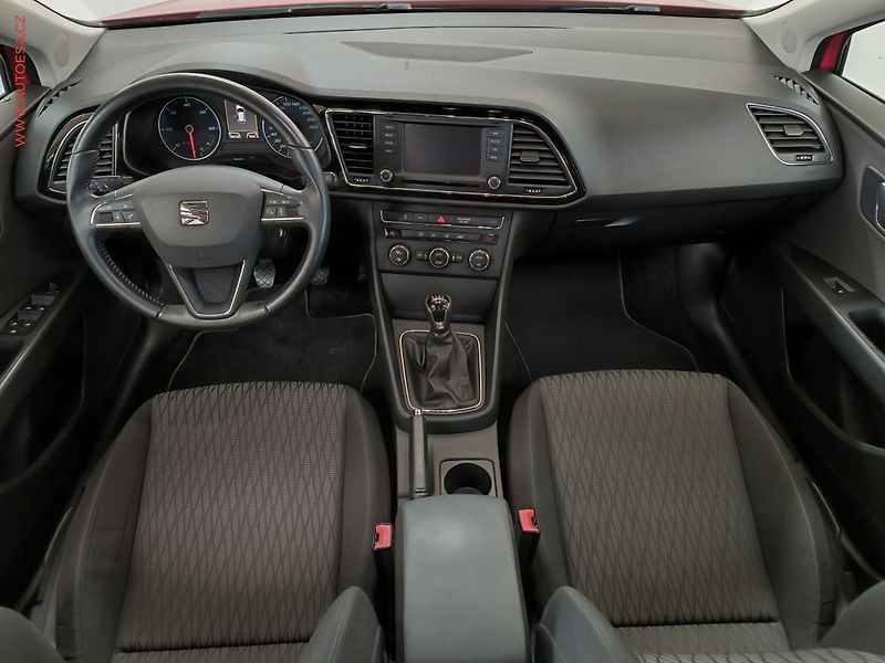 Seat Leon (2014) 1.6TDi, AC, park.čidla - fotka 8 z 17