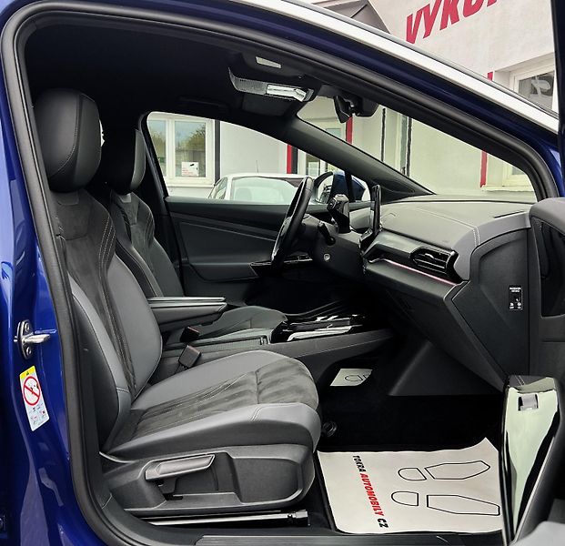 Volkswagen ID.4 ID4 Pro 150kw kam360 ACC 95,1S - fotka 14 z 33