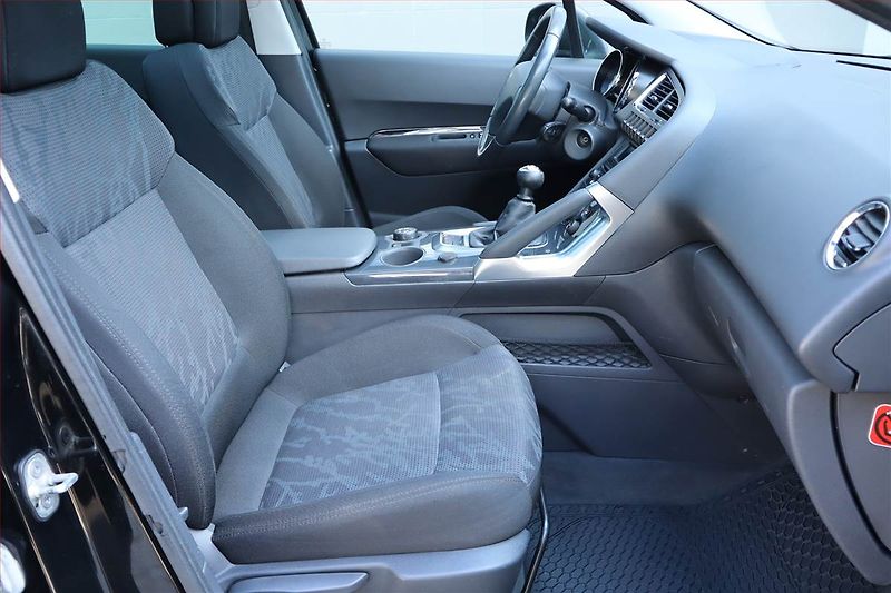 Peugeot 3008 (2009) 1.6 HDi, po STK, Tažné - fotka 9 z 21