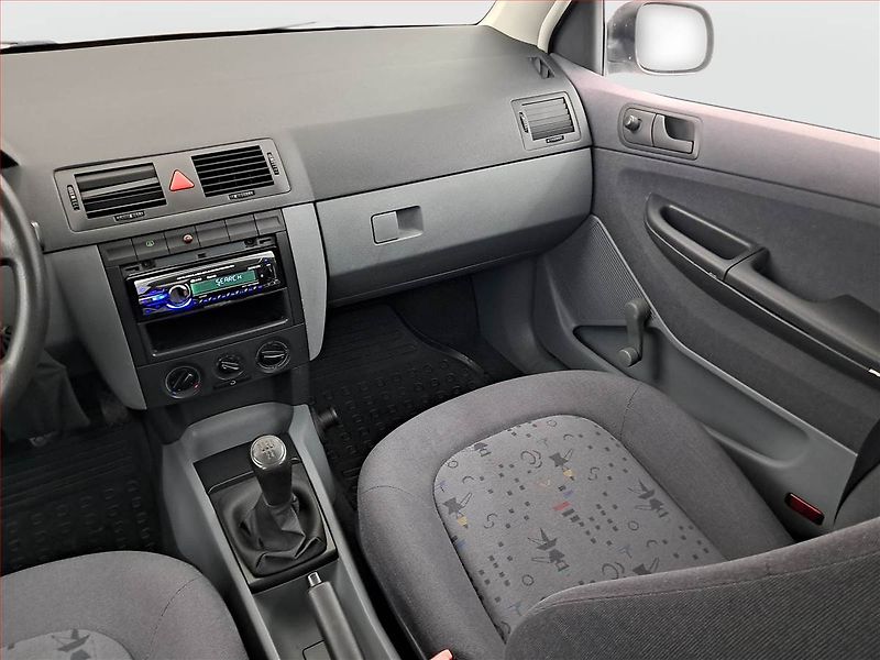 Škoda Fabia (2002) 1.2, po STK, servisované - fotka 8 z 13