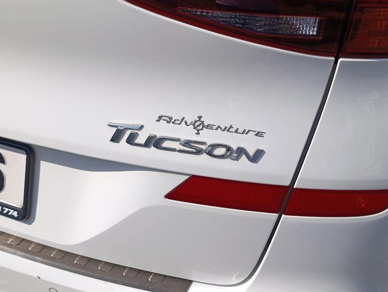Hyundai Tucson 1.6T-GDI ADVENTURE DCT ČR  - fotka 28 z 40