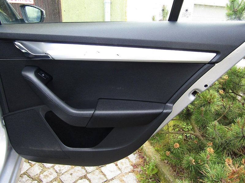 Škoda Octavia (2017) 1.6 TDI 85kW - fotka 26 z 44