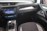 Toyota Avensis (2015) 2.0 D-4D, Serv.kniha, Tempomat - náhled 8