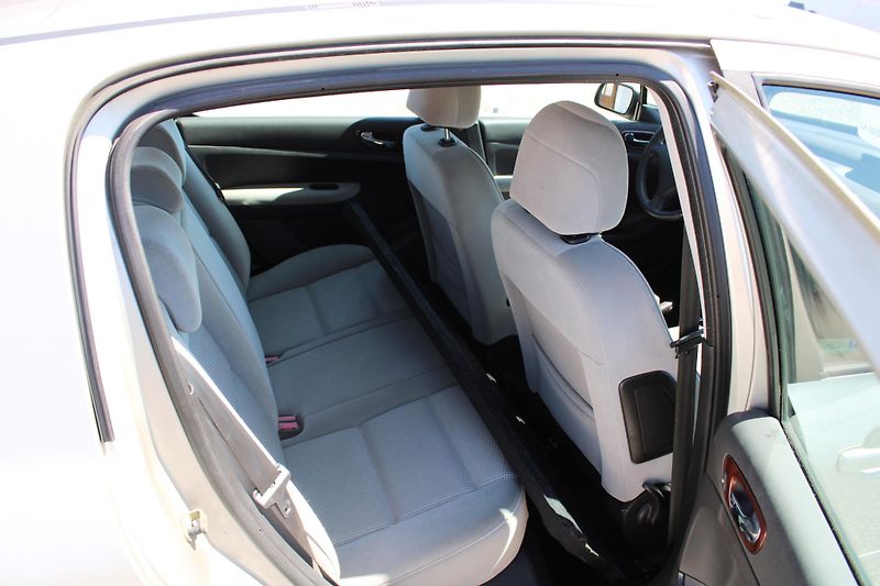 Peugeot 307 (2006) 1,6i AUTOMAT KLIMA EL.OKNA - fotka 12 z 16