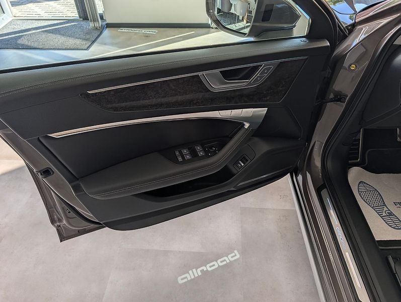 Audi A6 50 TDI 3.0 210kW 8A QUATTRO - fotka 12 z 35