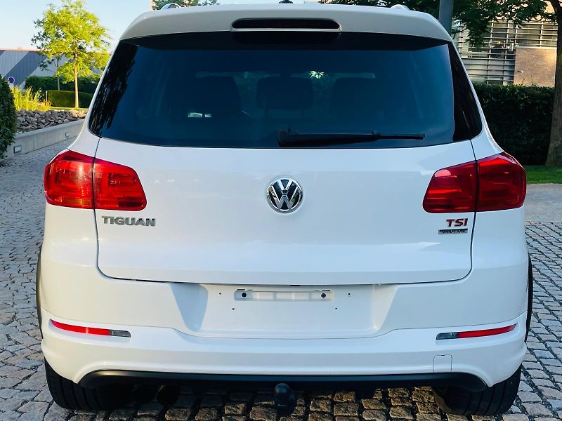 Volkswagen Tiguan 1.4TSI 4x4 MAN SERVISKA TAŽNÉ - fotka 16 z 52