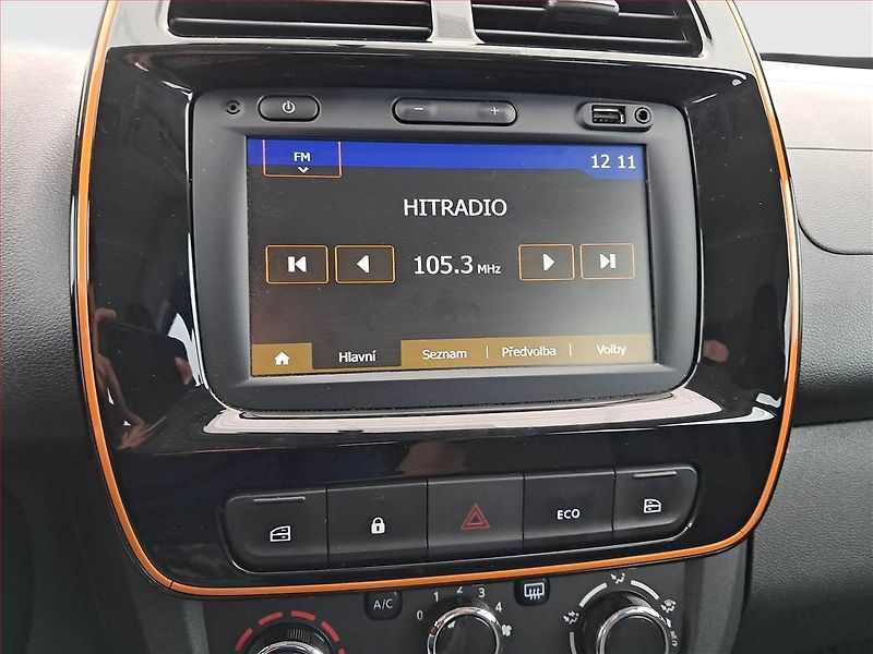 Dacia Spring (2022) Electric 45 (27 kWh), SoH 92% - fotka 12 z 21