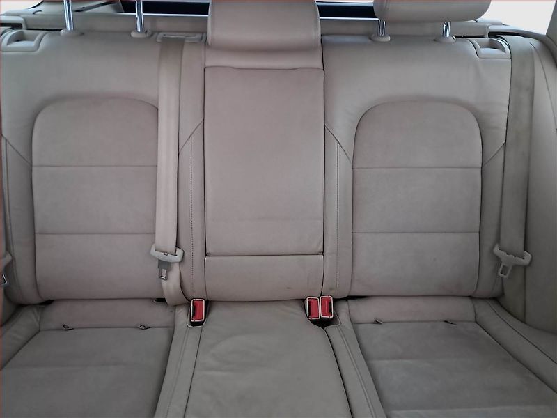 Škoda Superb (2011) Elegance 2.0 TDI, Automat - fotka 10 z 17