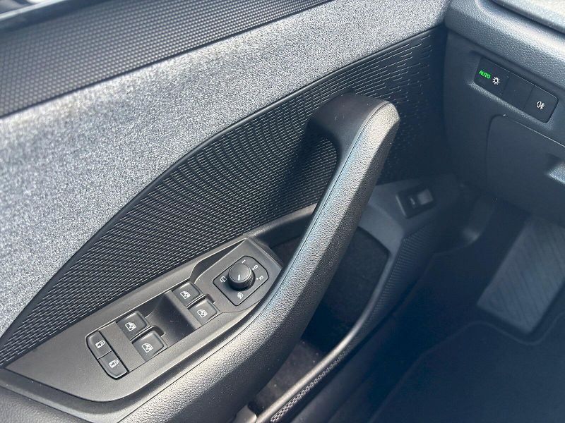 Škoda Octavia (2024) 1.5 TSI 110kW DSG Top Selectio - fotka 10 z 35