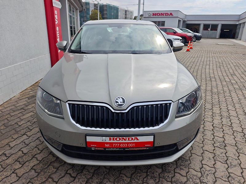 Škoda Octavia (2013) 1.4 TSi Elegance Tempomat - fotka 39 z 42