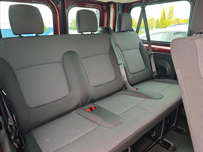 Renault Trafic 2,0 Blue dCi150  Equilibre L1 - fotka 12 z 20