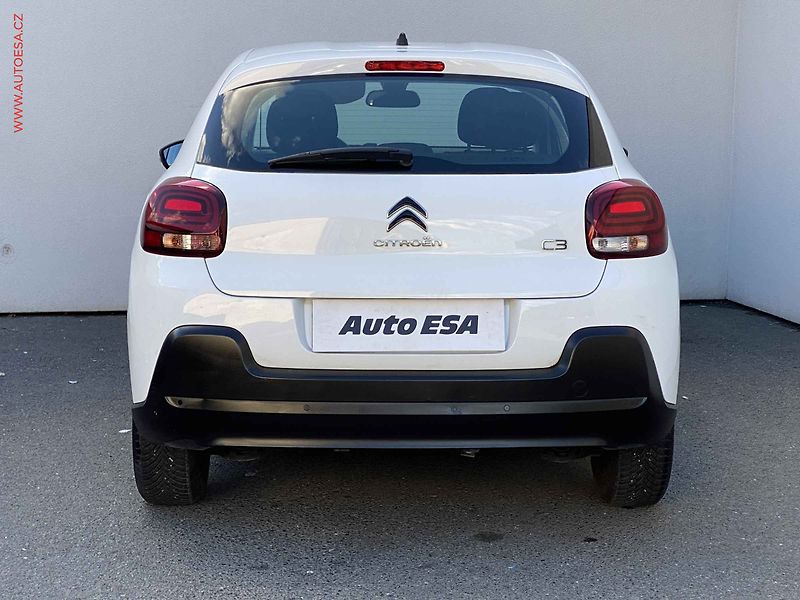 Citroën C3 (2022) 1.2, Feel, navi - fotka 5 z 17
