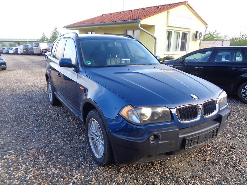 BMW X3 2,0 D - fotka 1 z 15