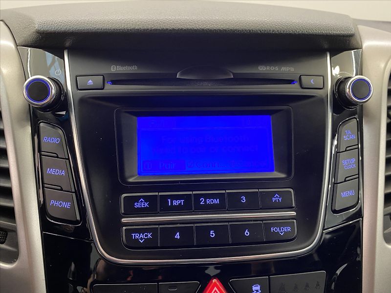 Hyundai i30 1,6 GDi 99 kW 1.maj. ČR Komfor - fotka 17 z 25