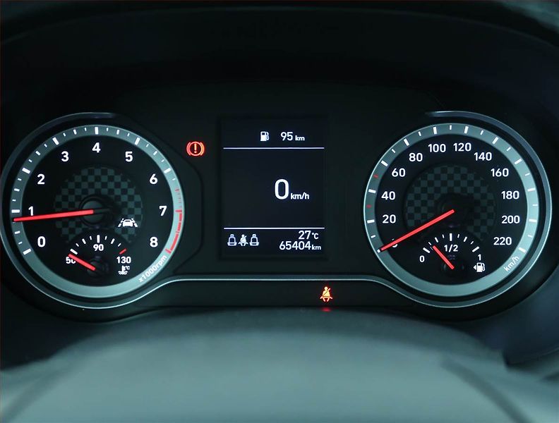 Hyundai i10 (2023) 1.0, ČR,1.maj, Serv.kniha - fotka 11 z 15