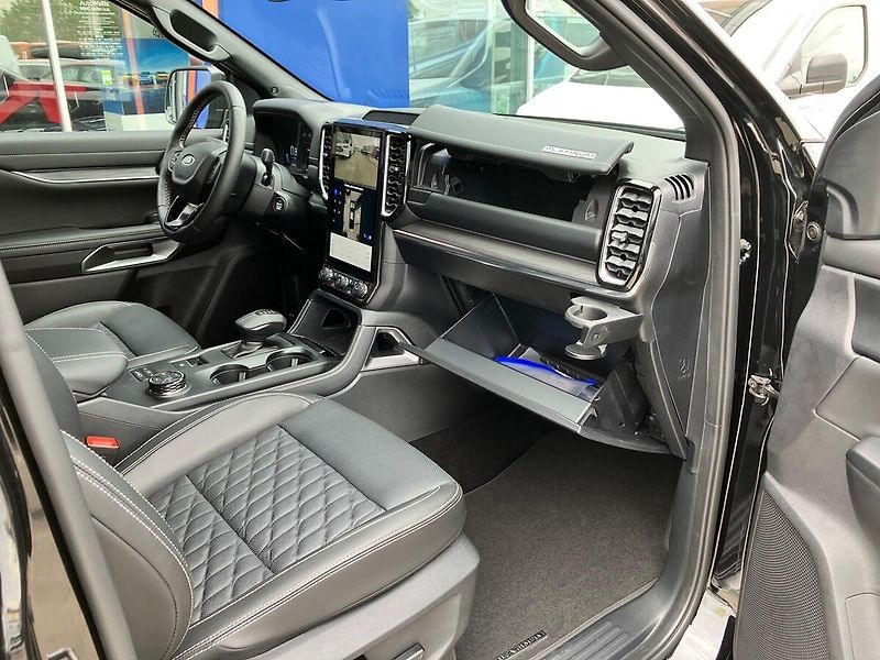 Ford Ranger (2026) Platinum, Dvojkabina, 3.0 EcoB - fotka 24 z 37