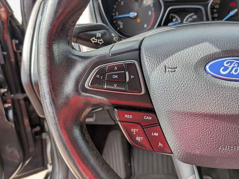 Ford Focus (2018) 1.6TDCi, 2.maj,ČR, Titanium - fotka 13 z 17