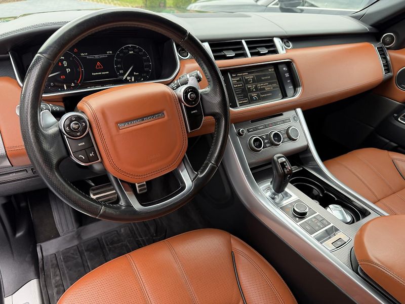 Land Rover Range Rover Sport (2014) Autobiography/3.0 SVD6 215 kW  - fotka 16 z 22